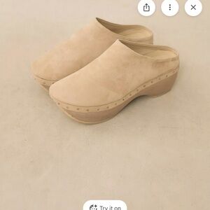 Lauren Manoogian suede contour clog